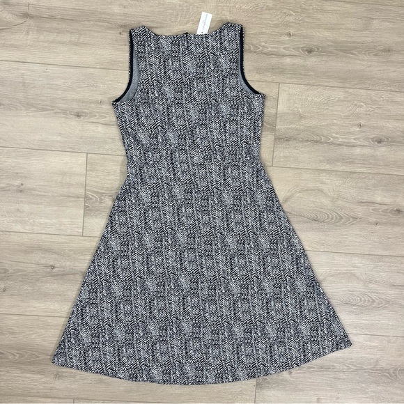Banana Republic Small A-line Dress Business Casual Black White Geometric - Picture 3 of 8